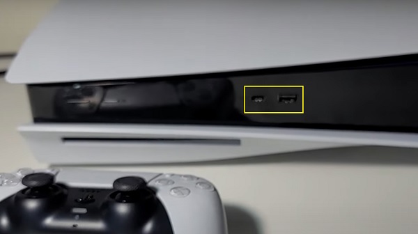 PS5 console USB-A and USB-C ports