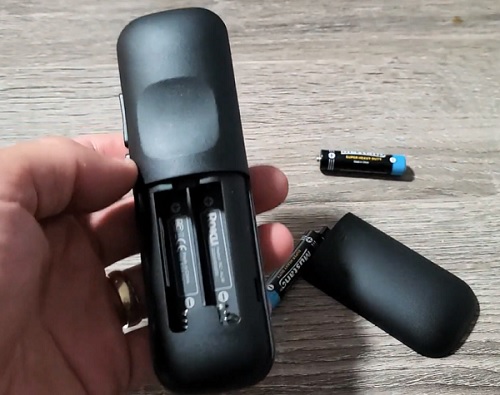 replace batteries in Philips Roku TV remote
