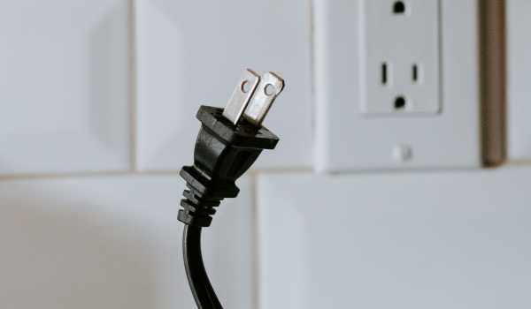 unplugged power cord of samsung tv